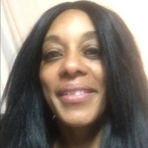 Meet your Posher, Antoinette